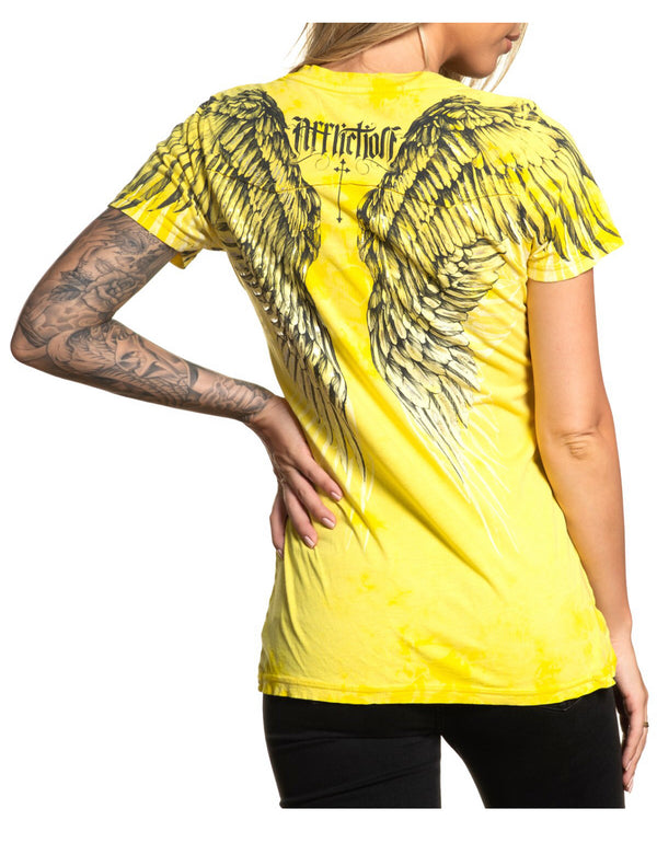 AFFLICTION Women's Short Sleeve T-Shirt EYES OF WINTER Yellow